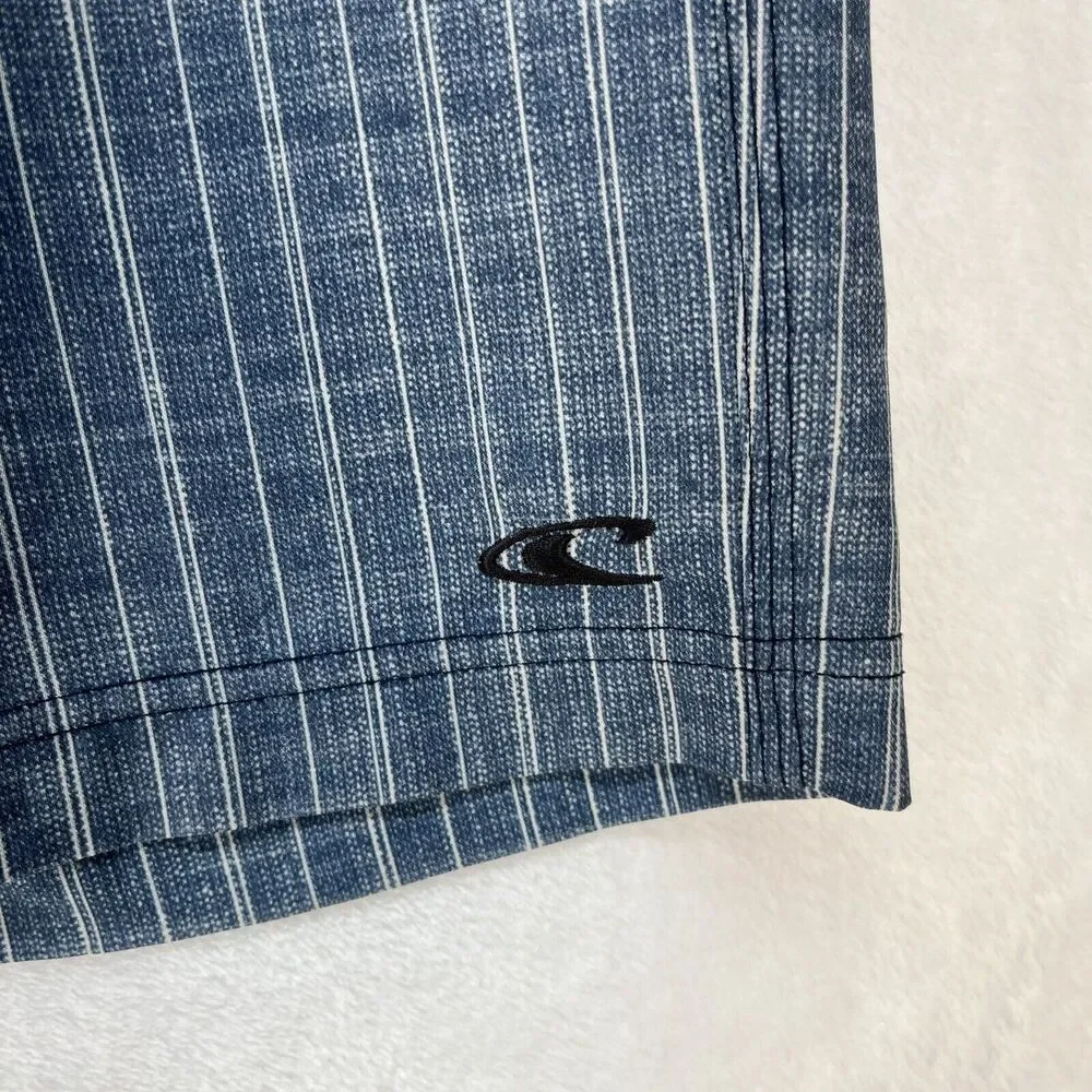 O’Neill Hybrid Shorts Men’s Sz 32 Quick Dry Swim Striped Coastal Beach‎